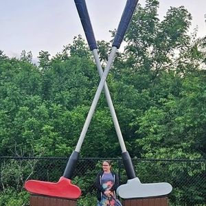 Meet your Posher, Leeann